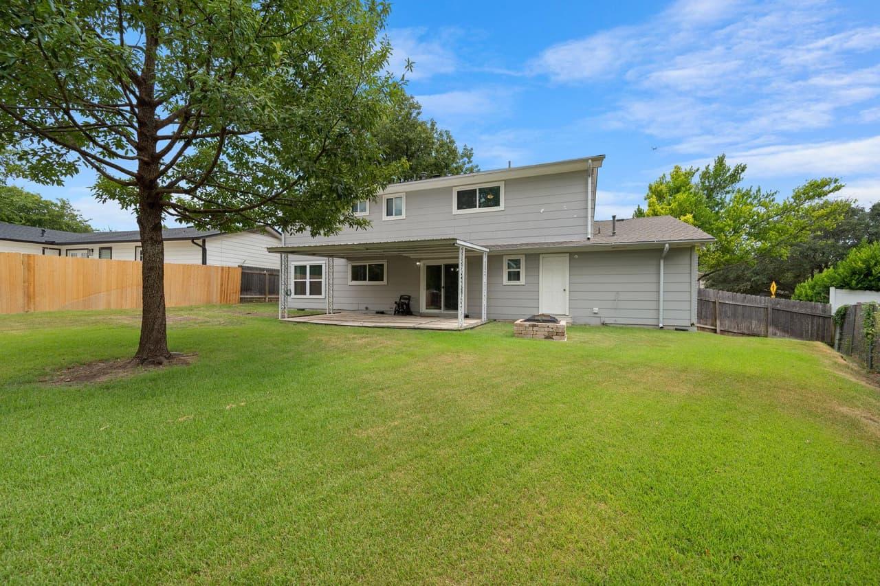 7102  Fred Morse Dr photo 2