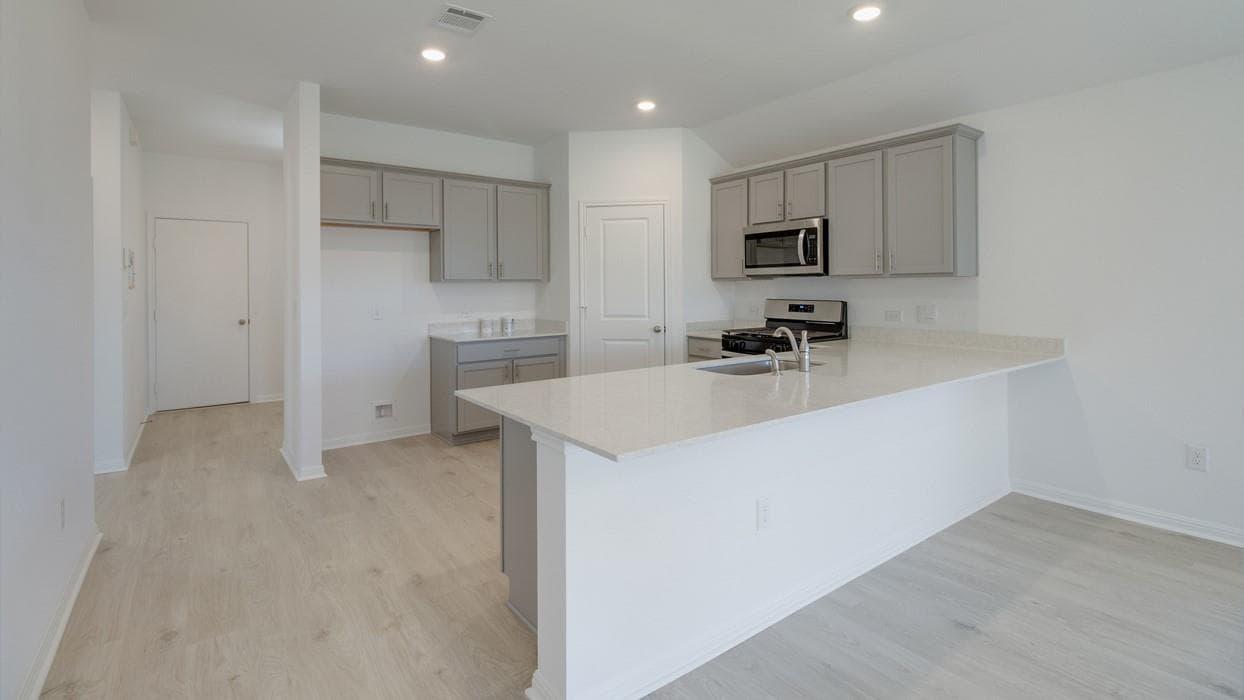 132  Whalen Way   photo 5