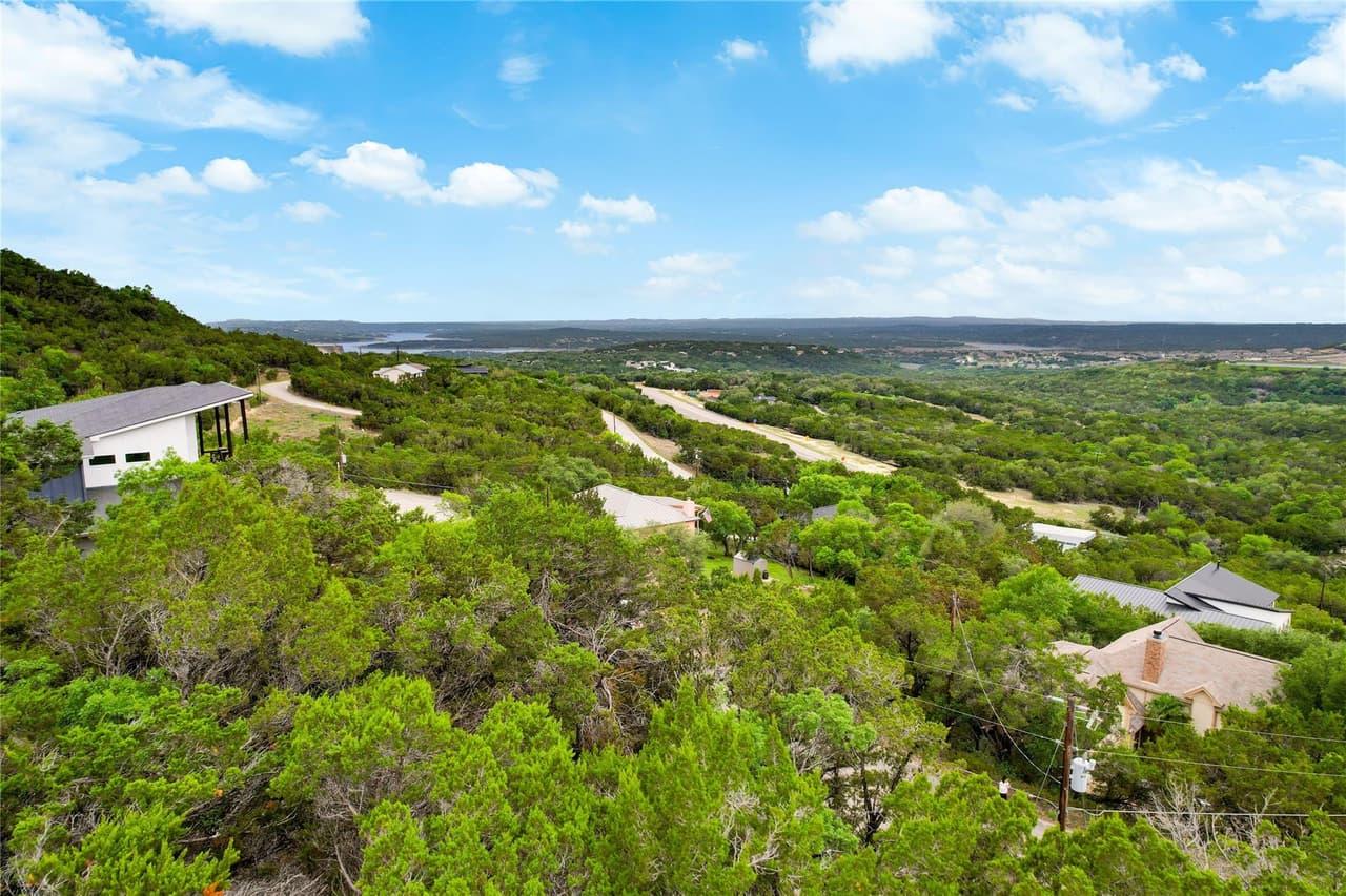 8419  Briar Wood Cir
