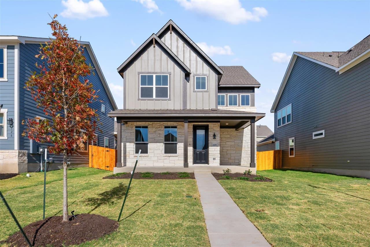 433  Carr Dr