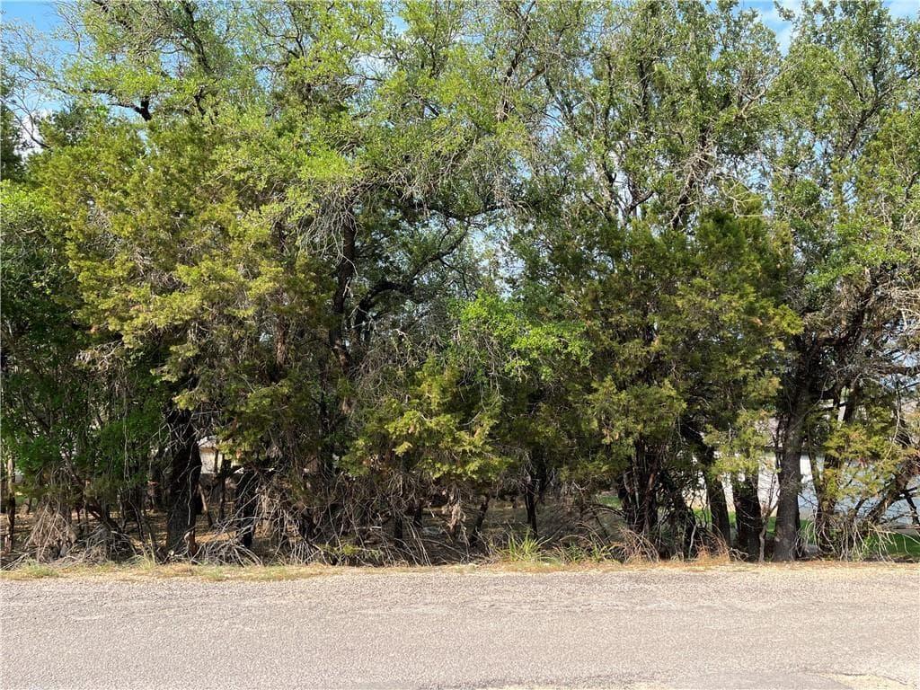 21212  Santa Rosa Ave photo 2