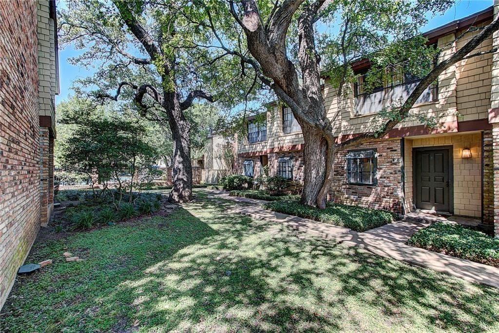 7122  Wood Hollow Dr  #14 photo 6