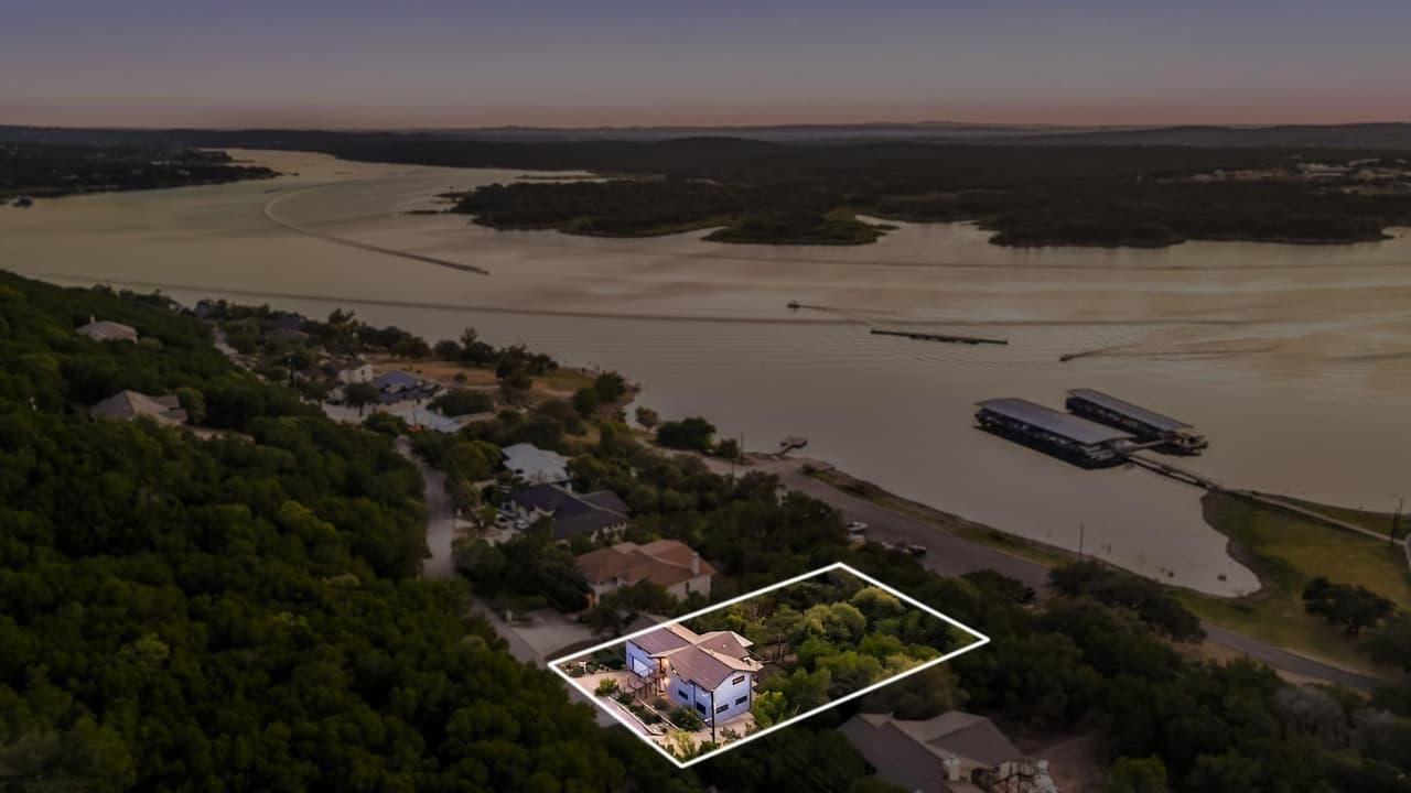 6300  Lakeshore Dr photo 4