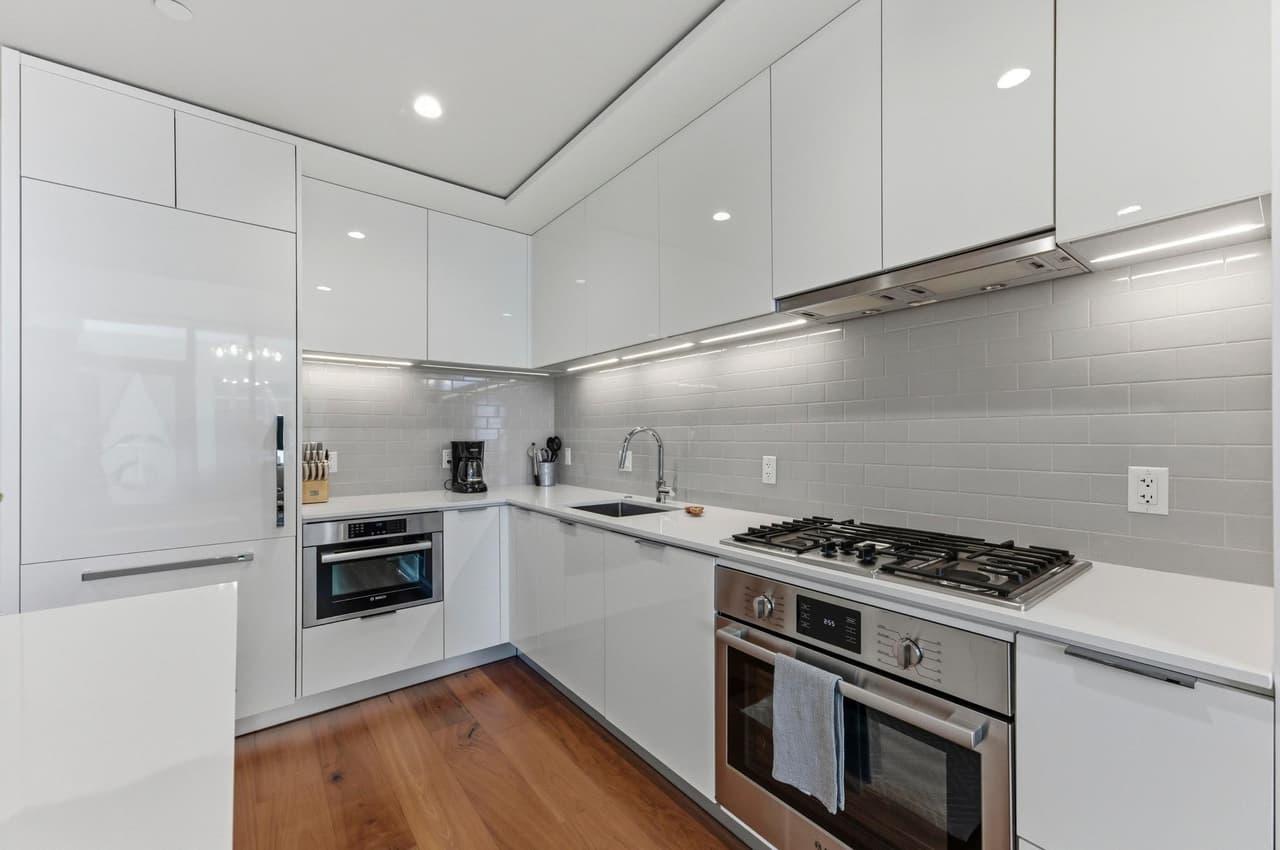 44  East Ave  #1503 photo 6