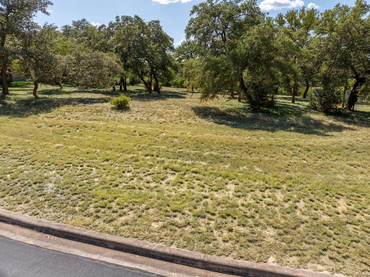 2908  Marina Shores Dr photo 4