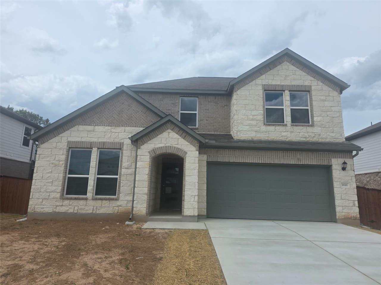 1616  Lorant Ln photo 2