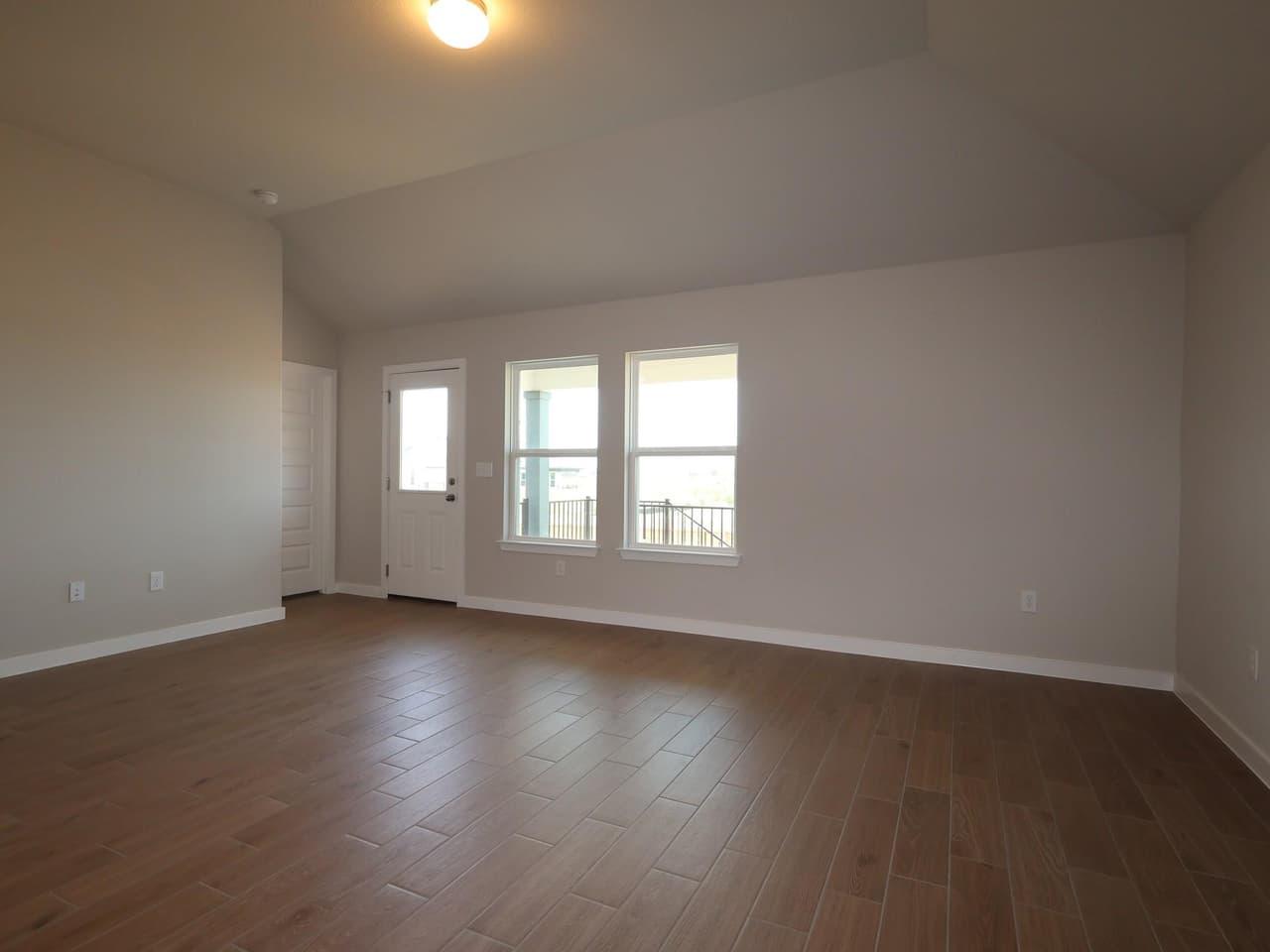 12404  Setting Peak Ln photo 5