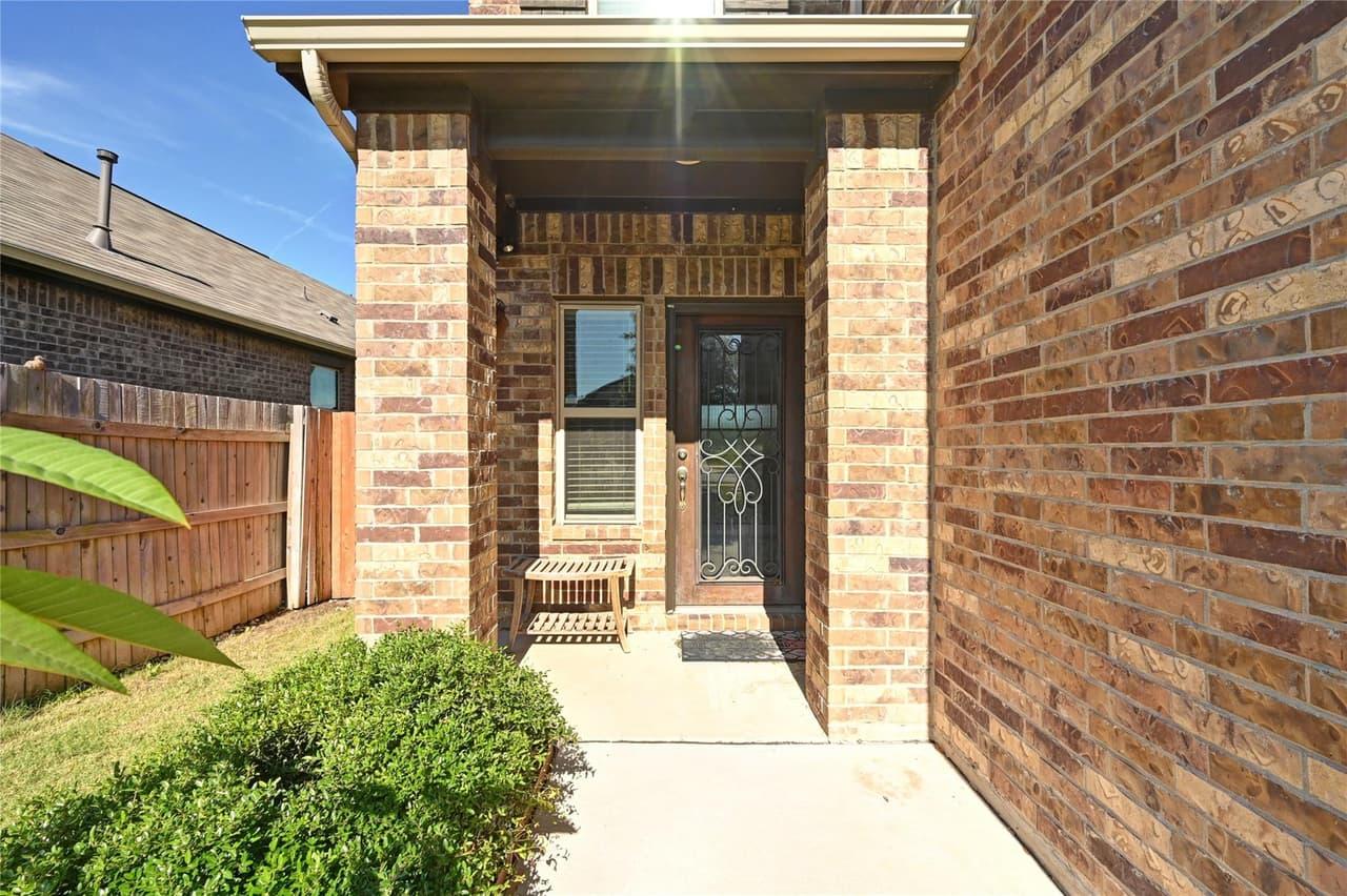 160  Thornless Cir photo 6