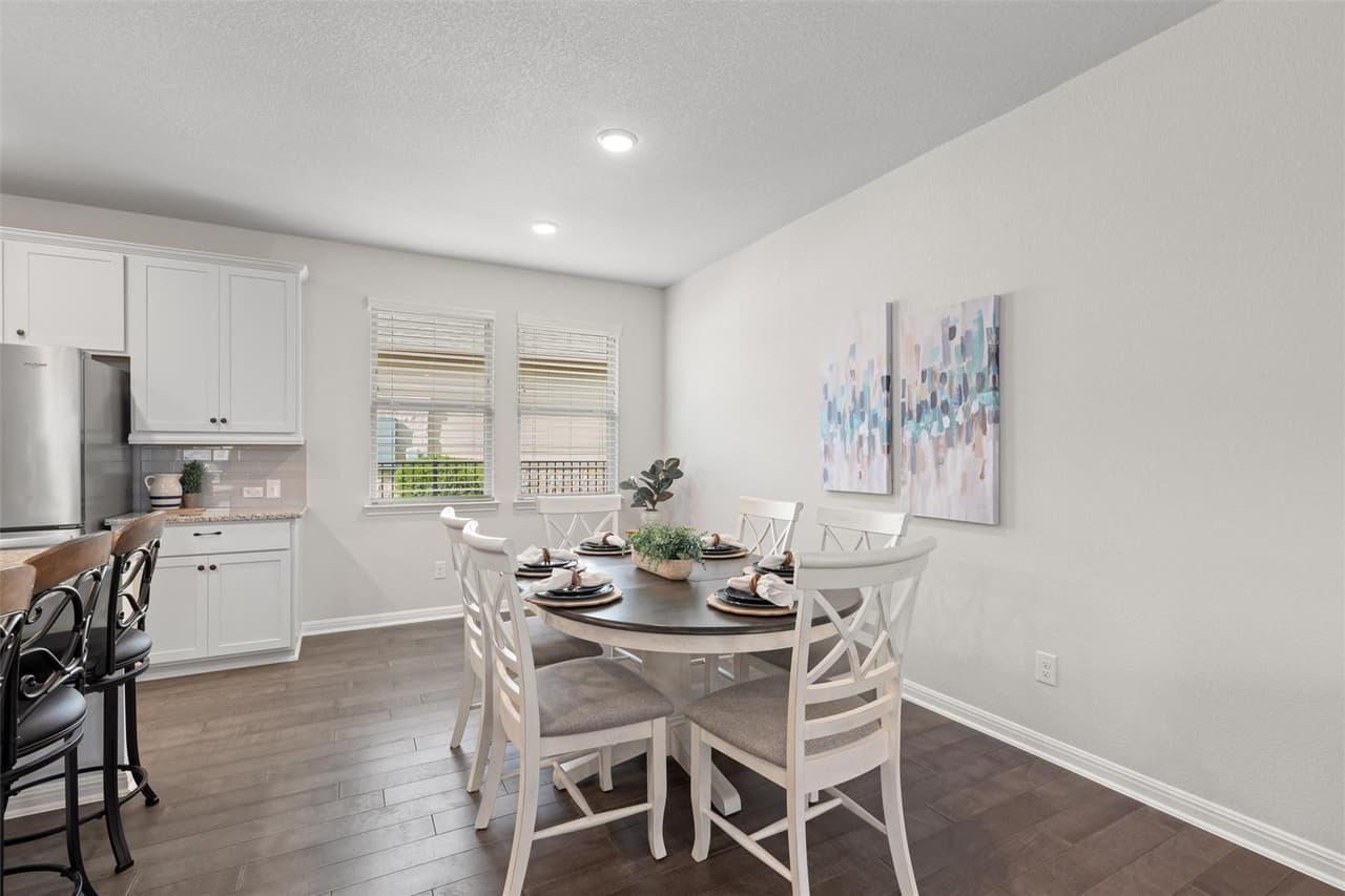 5217  Lusso Trl photo 4
