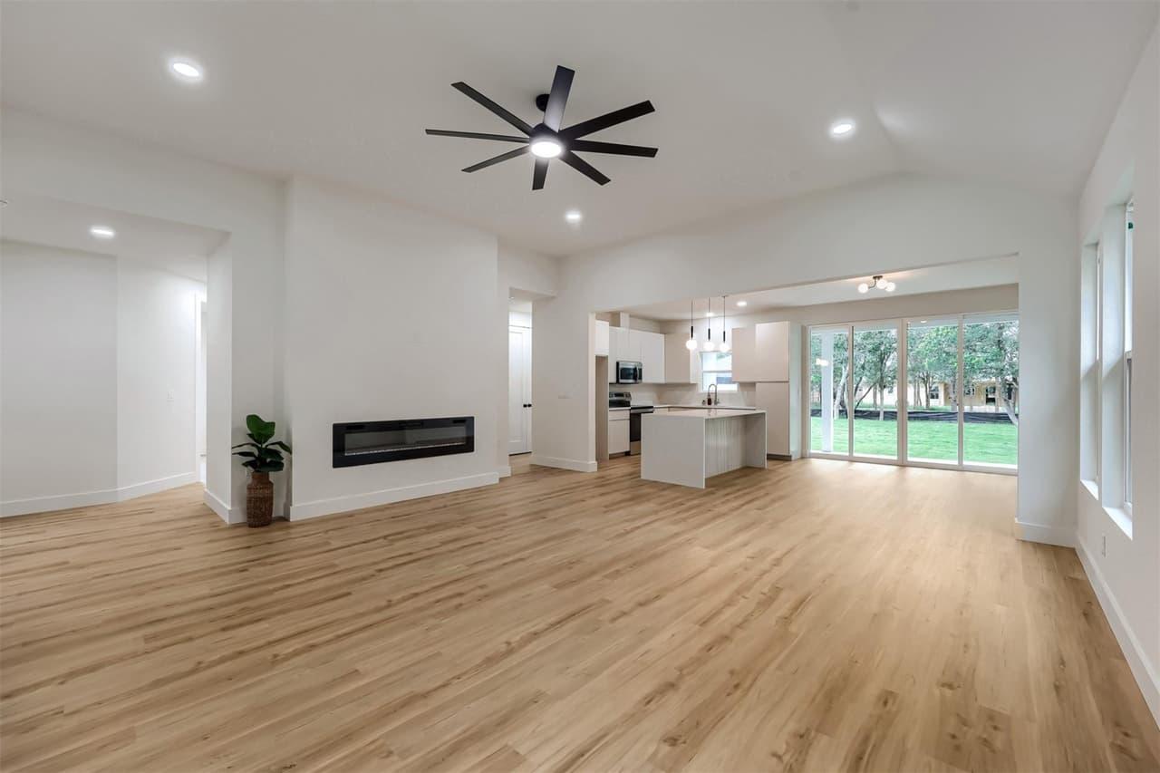 137 E Pauwela Ln photo 5