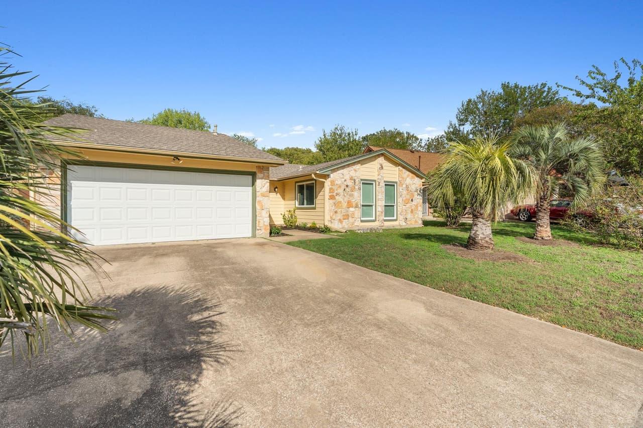 604  Meadow Lea Dr photo 2