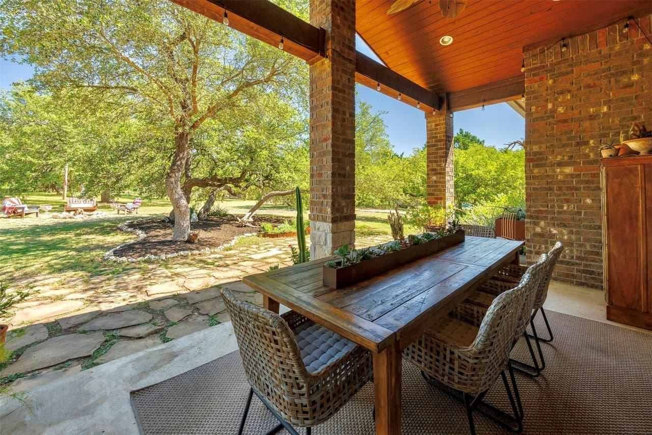 1135  Blue Ridge Dr. Dr photo 4