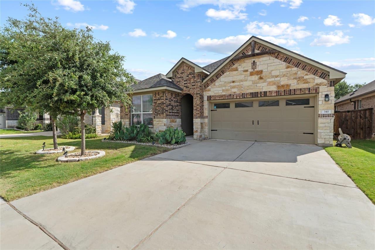 341  Peace Pipe Way