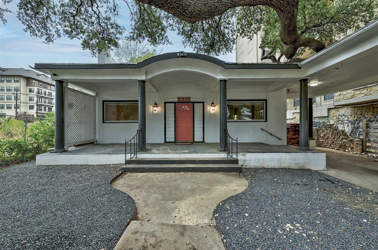 2511  San Gabriel St