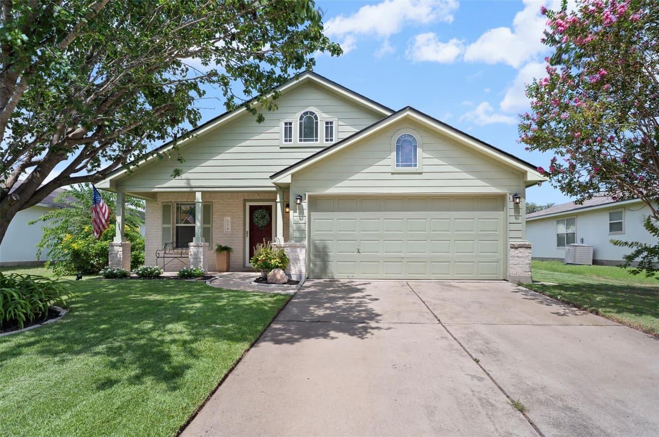 214  Jennifer Ln