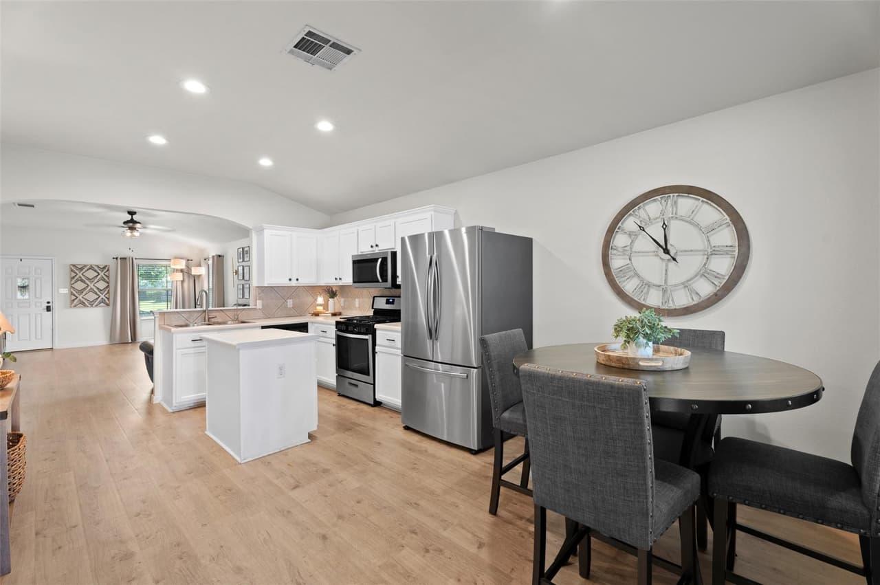 214  Jennifer Ln photo 6