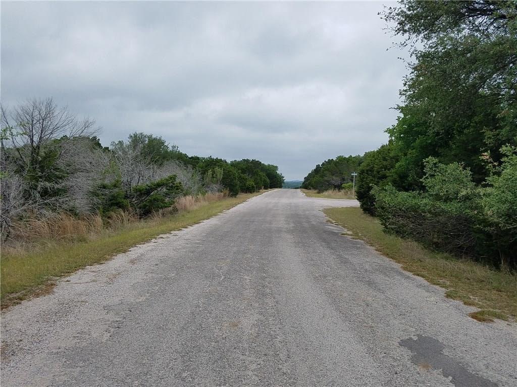21705  Oxford Dr photo 3