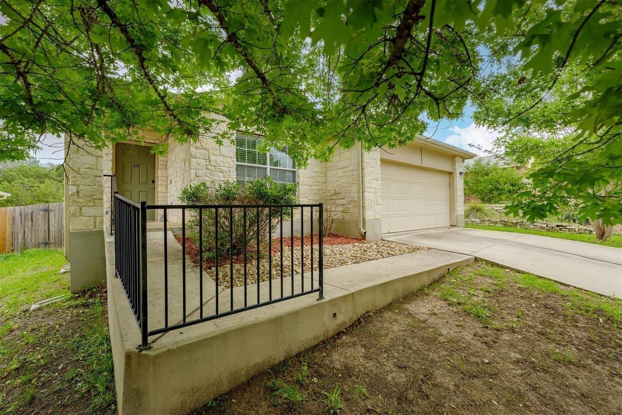 8912  China Rose Dr photo 3