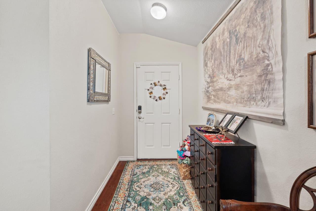 8912  China Rose Dr photo 4