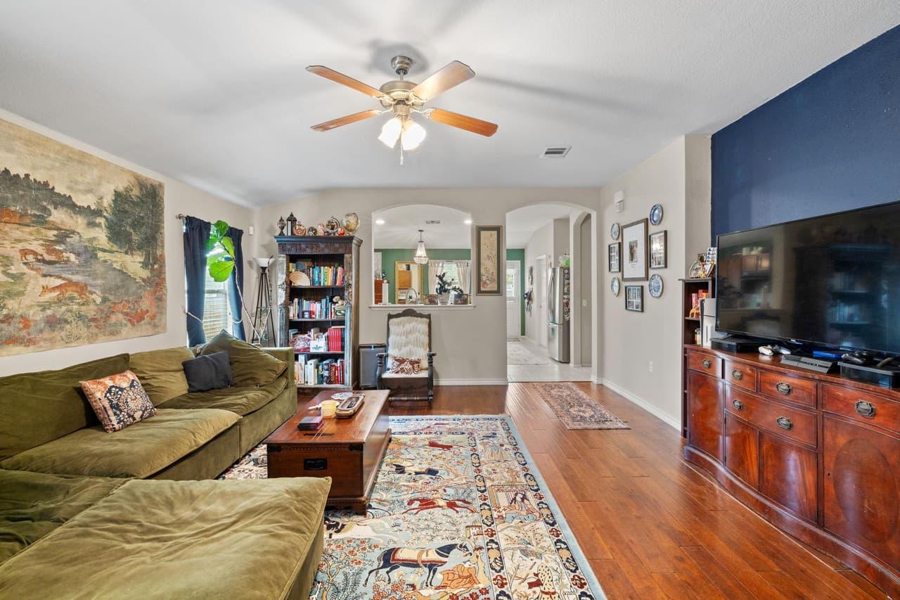 8912  China Rose Dr photo 5