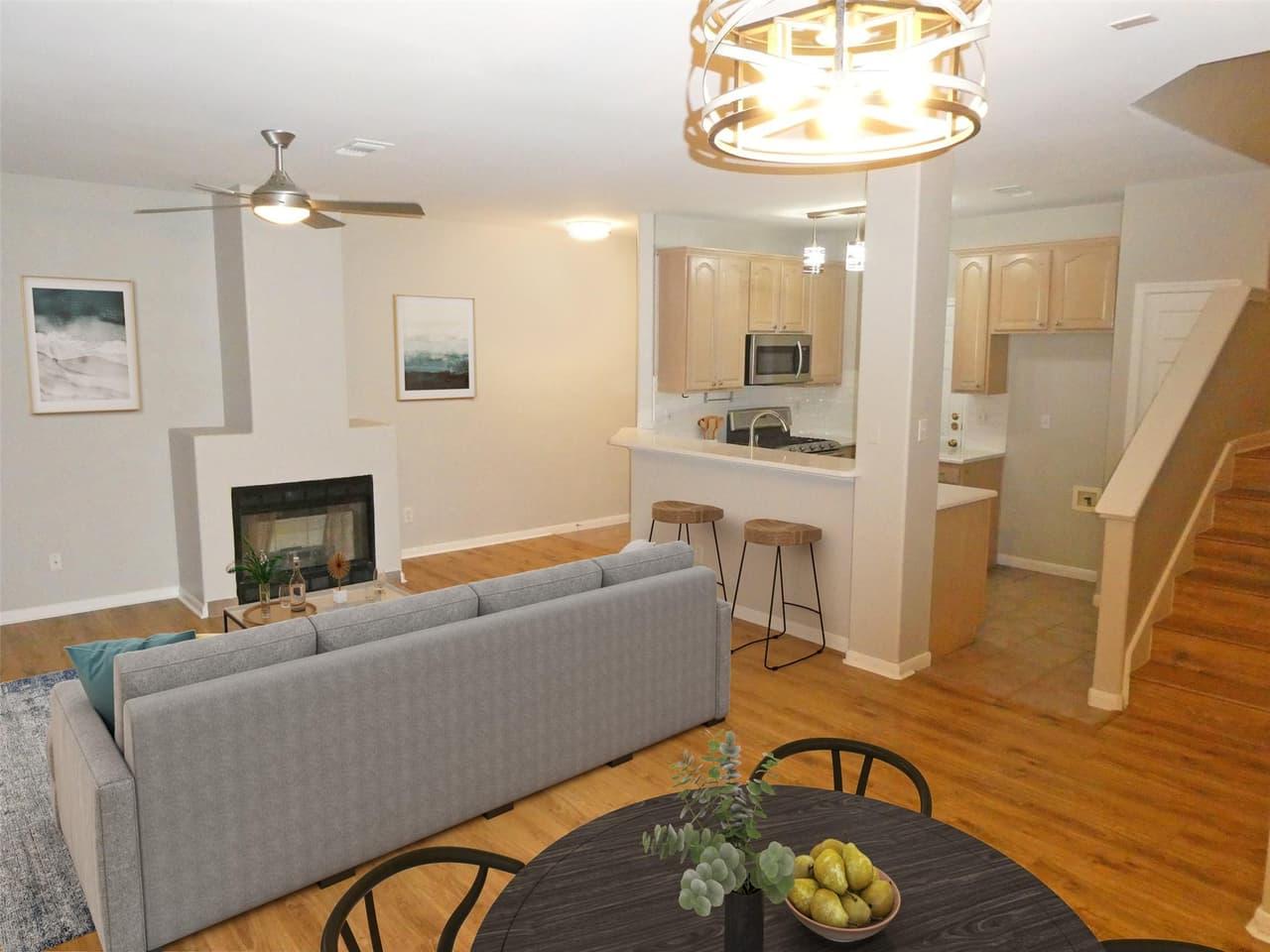 2100  PIPERS FIELD Dr  #20 photo 4