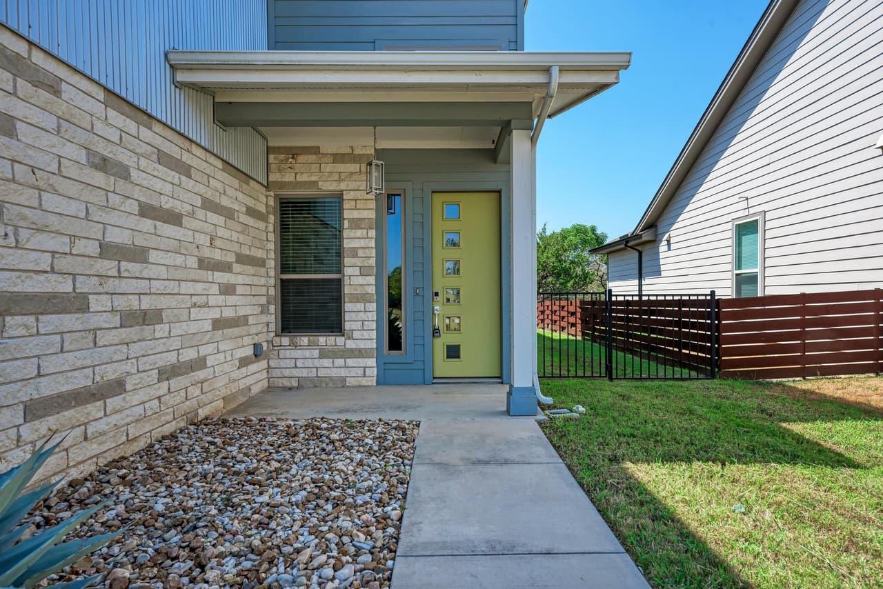 308  Charli Cir photo 3