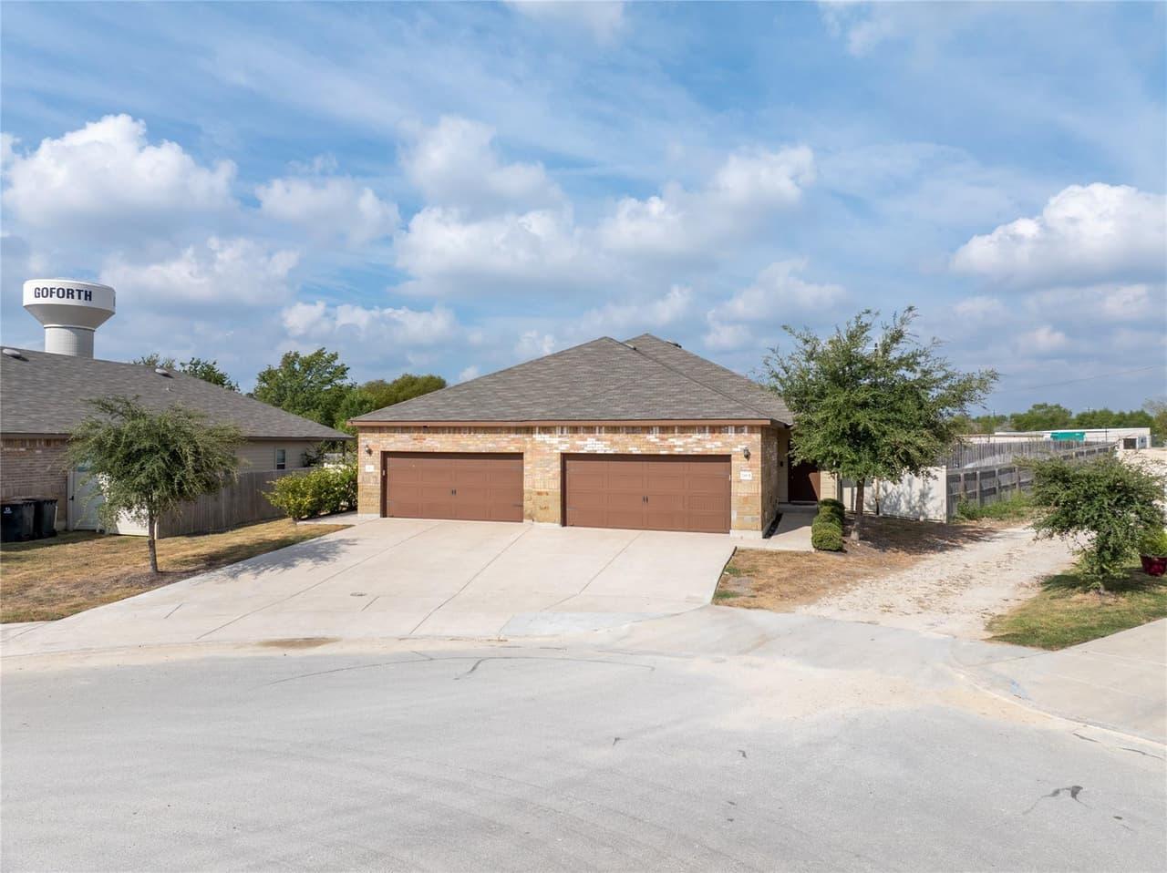 265  Joanne Loop  #A & B