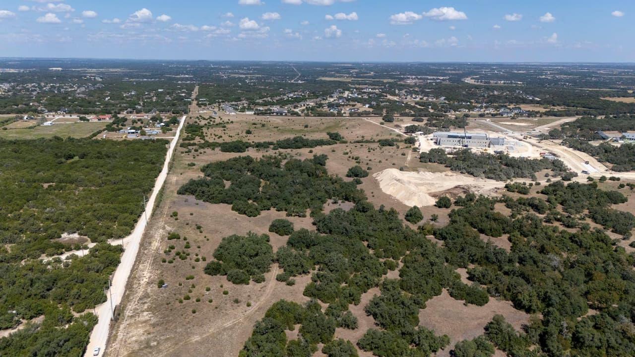 Acres 11.5347  Private Road 907 None photo 4
