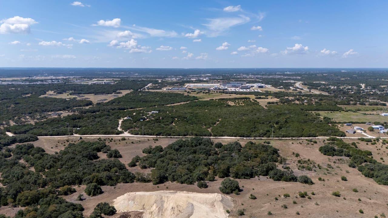 Acres 11.5347  Private Road 907 None photo 5