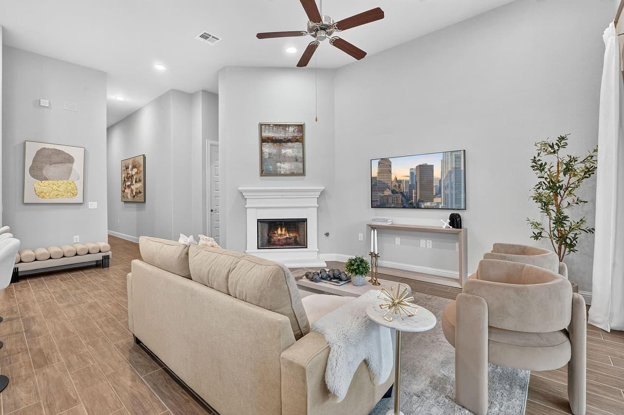 8505  Moccasin Path photo 4