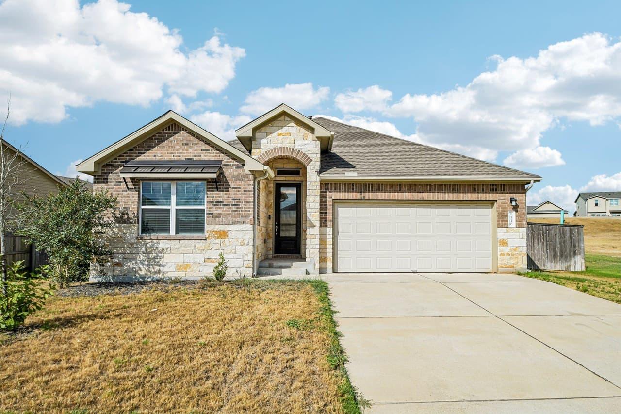 116  Joseph Hawkins Ln photo 2