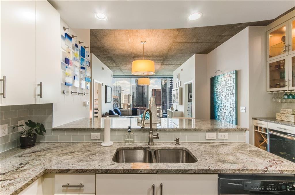 360  Nueces St  #2305 photo 6