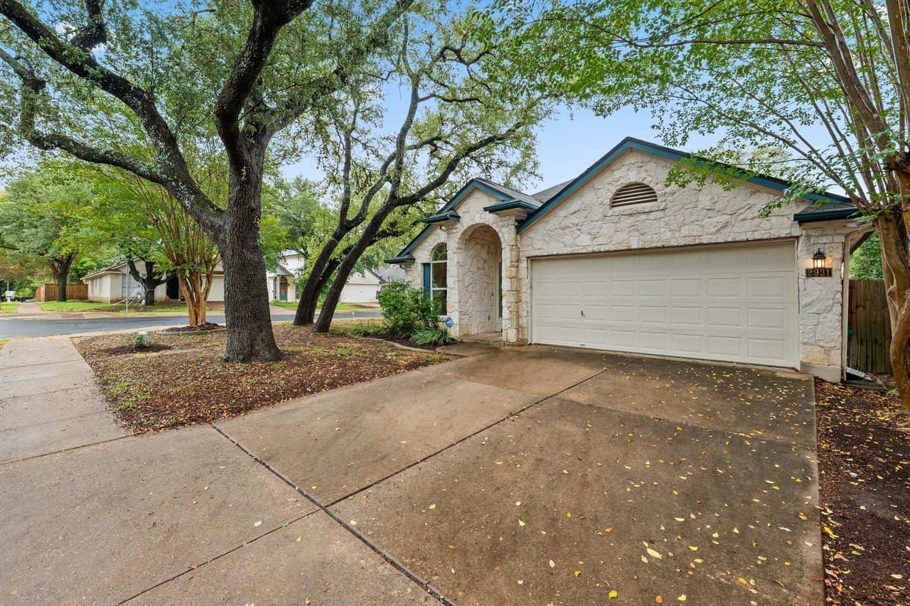 2931  Cohoba Dr photo 4