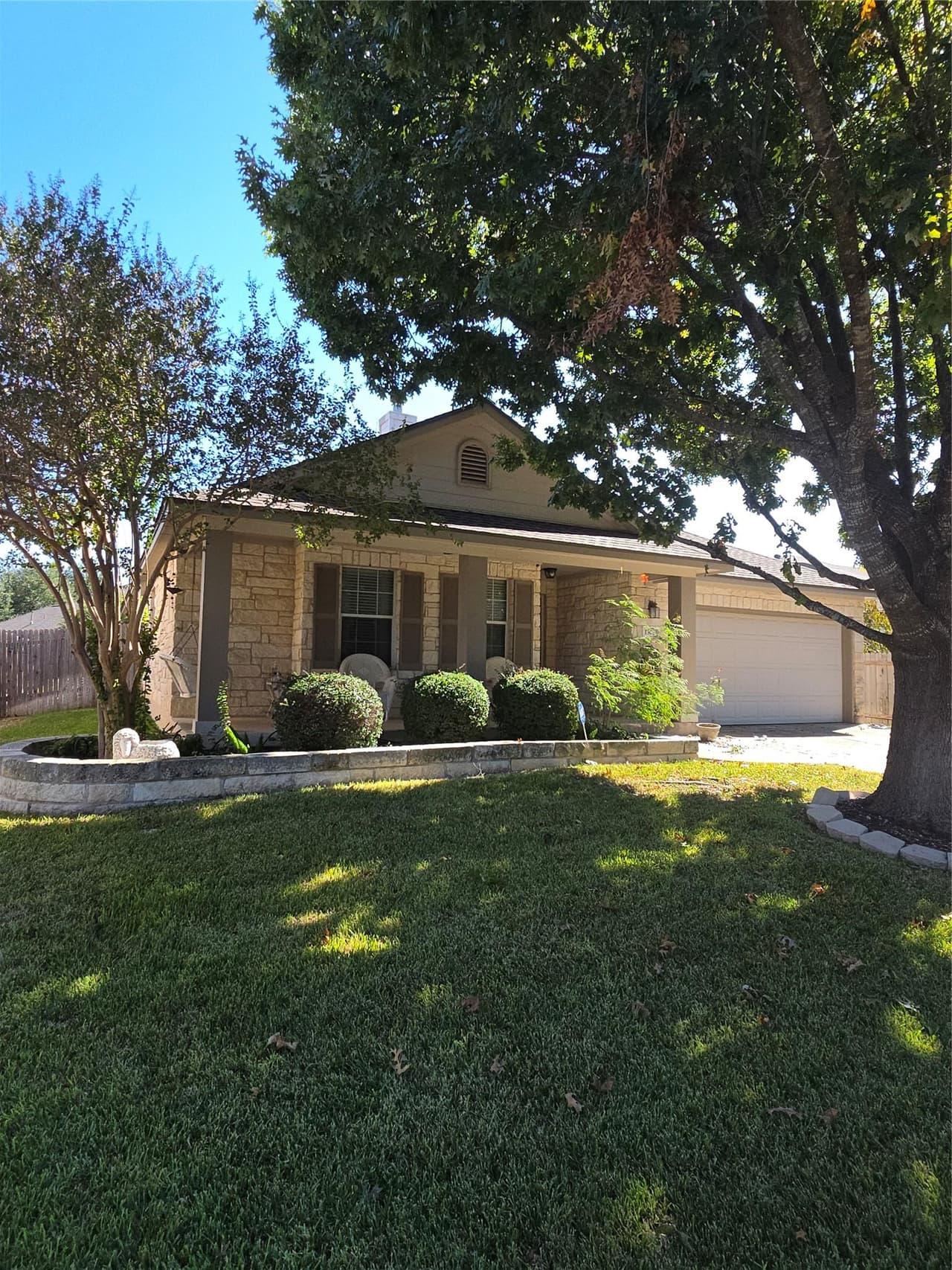 1302  Silverado Trl photo 2