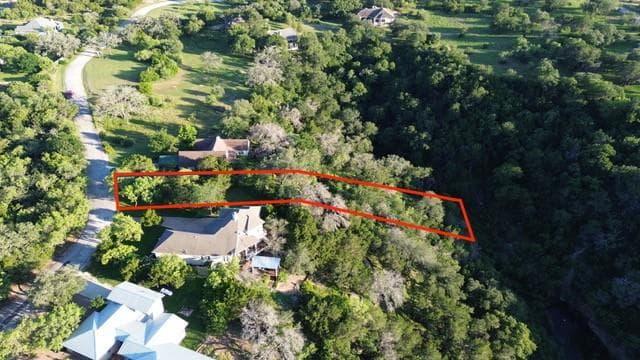 19  Hummingbird Way photo 3