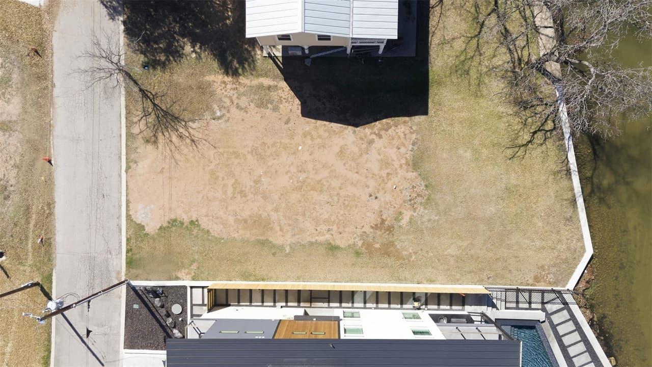 1106  Impala Dr photo 3
