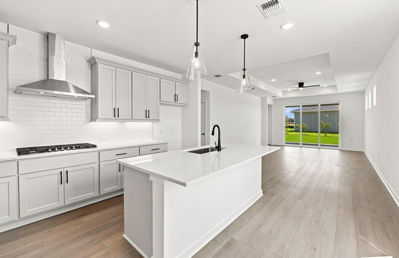 190  Frontera Dr photo 3