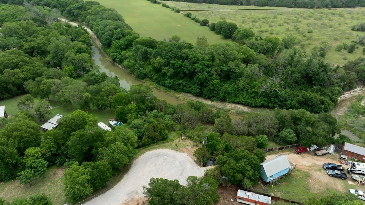 1614  San Gabriel Ranch Rd photo 4