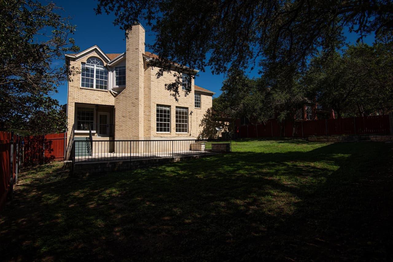 8700  Wafer Ash Way photo 3