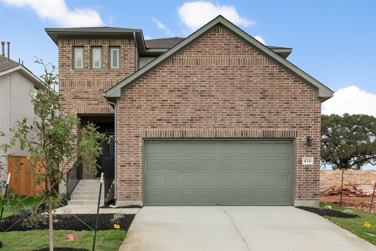 205  Hat Creek Dr