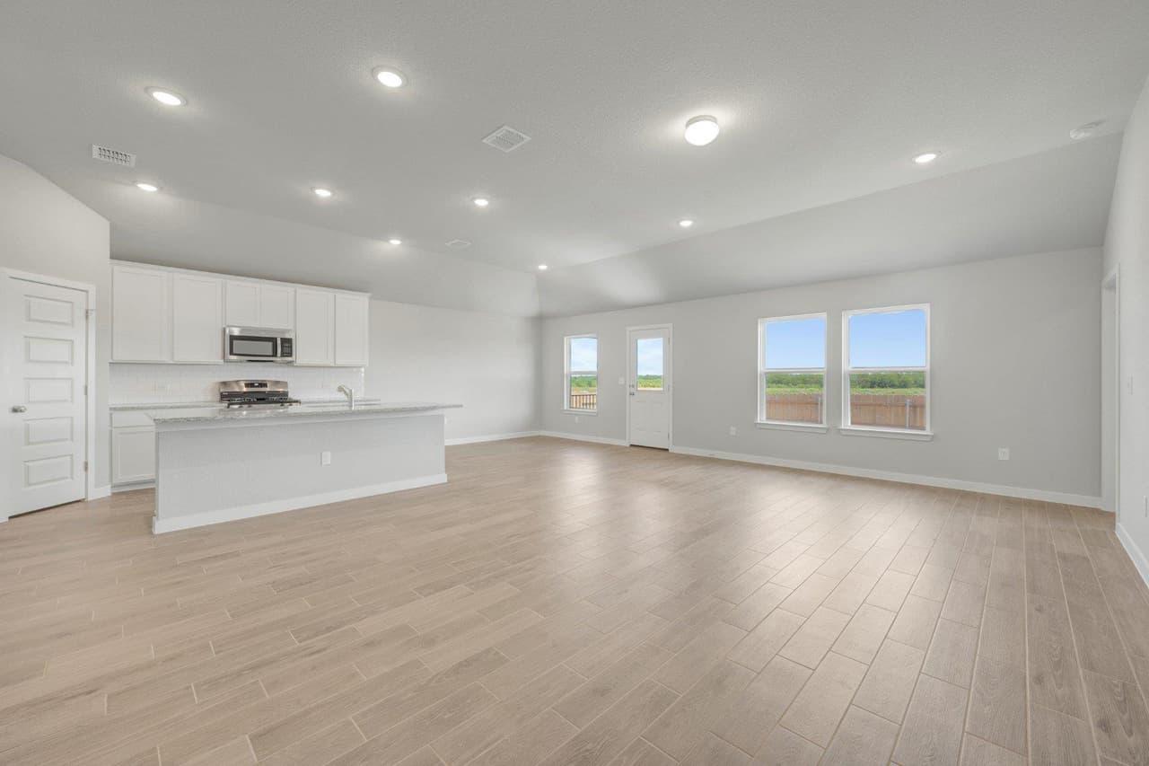 10100  Majestic Hawk Way photo 2