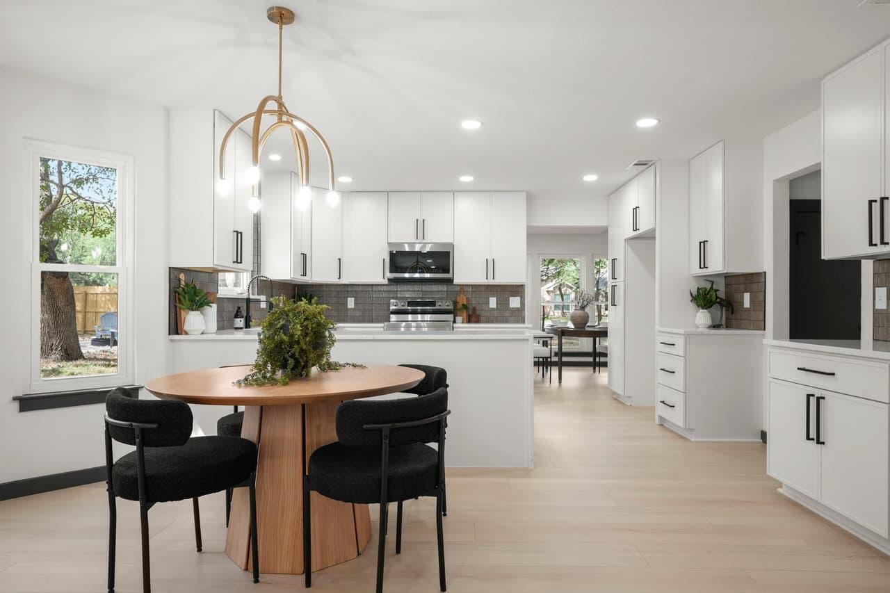 215  Dewberry Cv