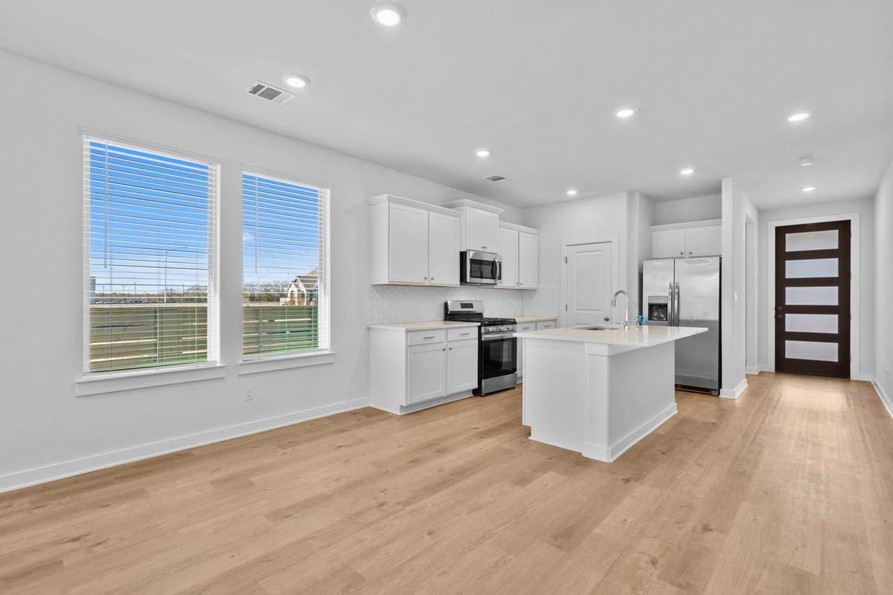 193  Weaver Ln photo 6