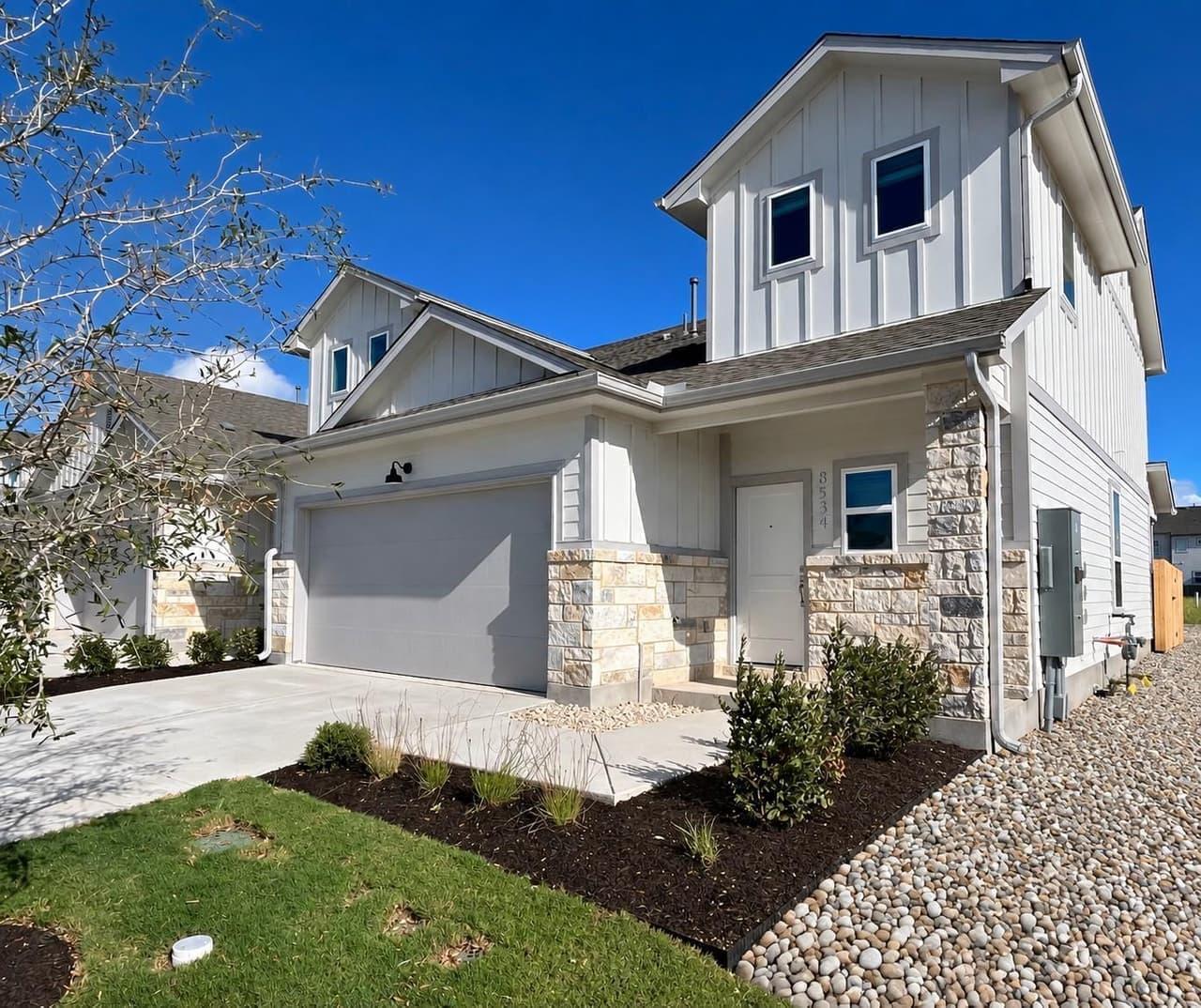 8534  Wellspring Loop