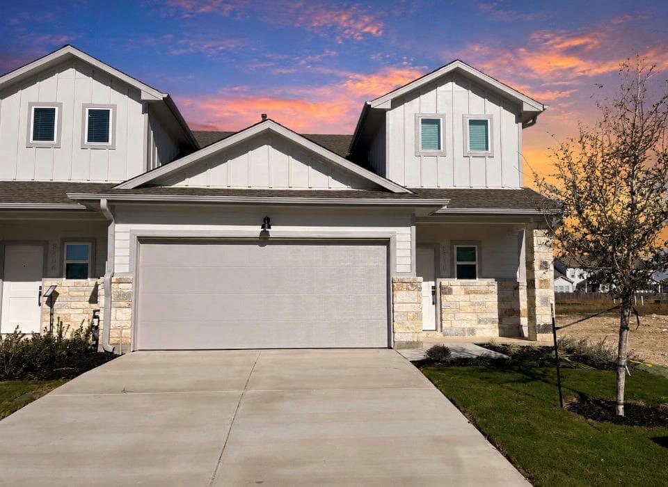 8534  Wellspring Loop photo 2