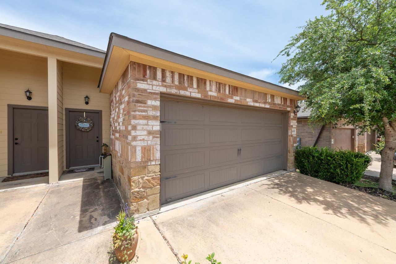 436  Jack Rabbit Ln photo 4