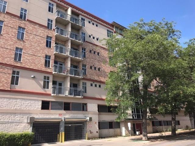 711 W 26th St  #506