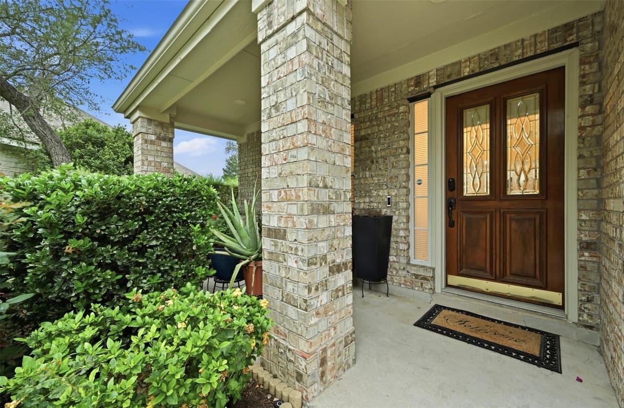 5604  Beachmont Ct photo 3
