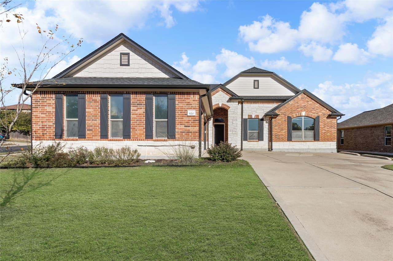920  Autumn Sage Way
