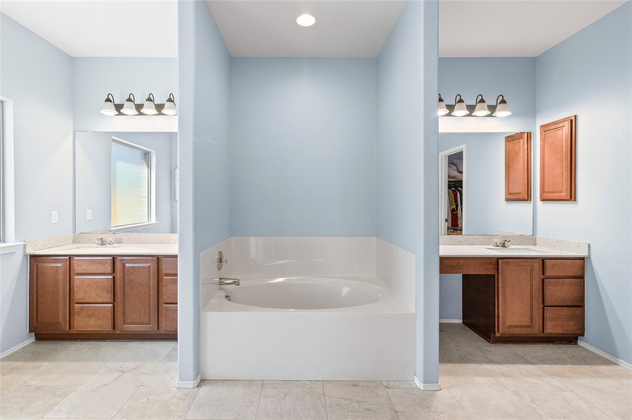 920  Autumn Sage Way photo 4